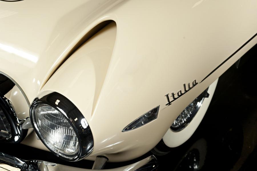 Детали экстерьера Hudson Italia Coupe 1954 года  (фото 21 из 37)